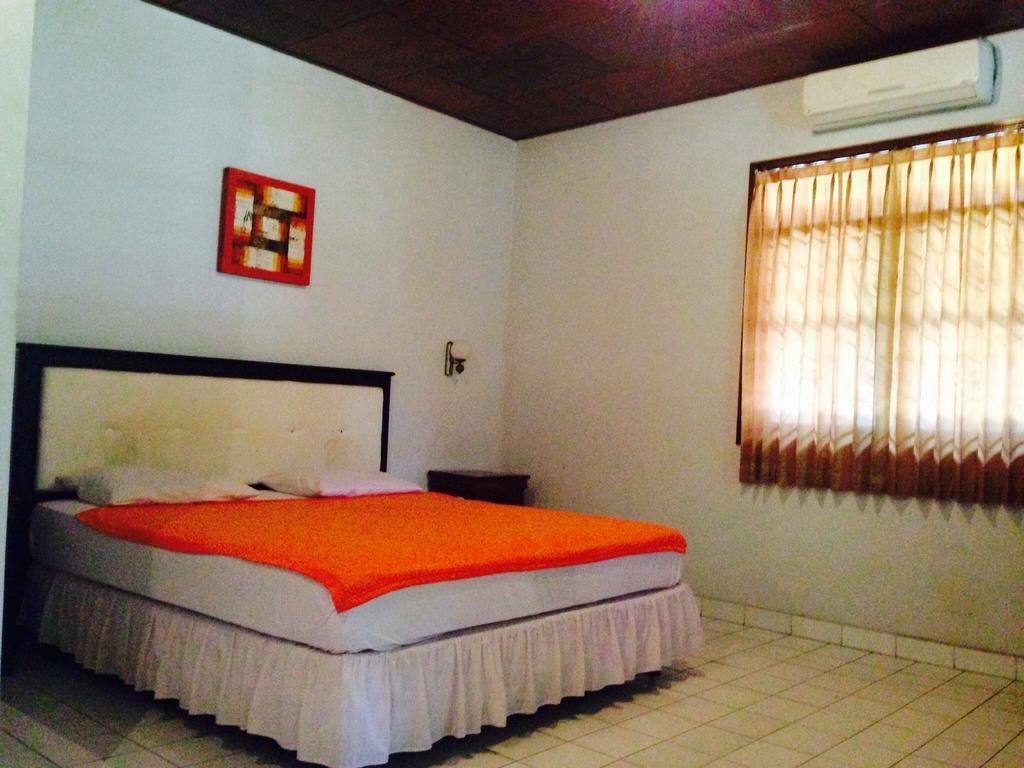 Mekar Jaya Bungalows Kuta Lombok Habitación foto